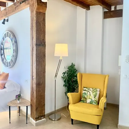 Homely Loft Gaona Centro * Malaga